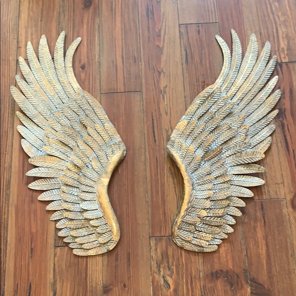 Other - Incredible set of metal gold white angel wings😇